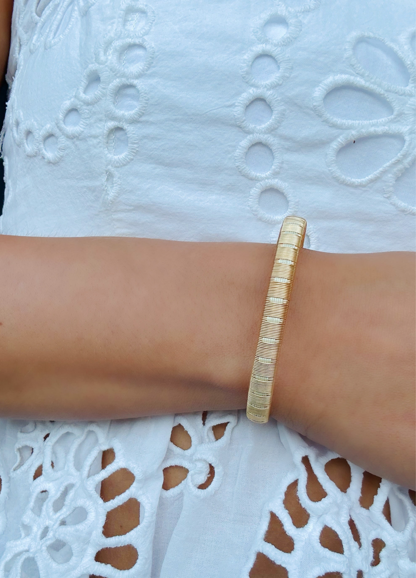 “Rayas” Delicate Bangle