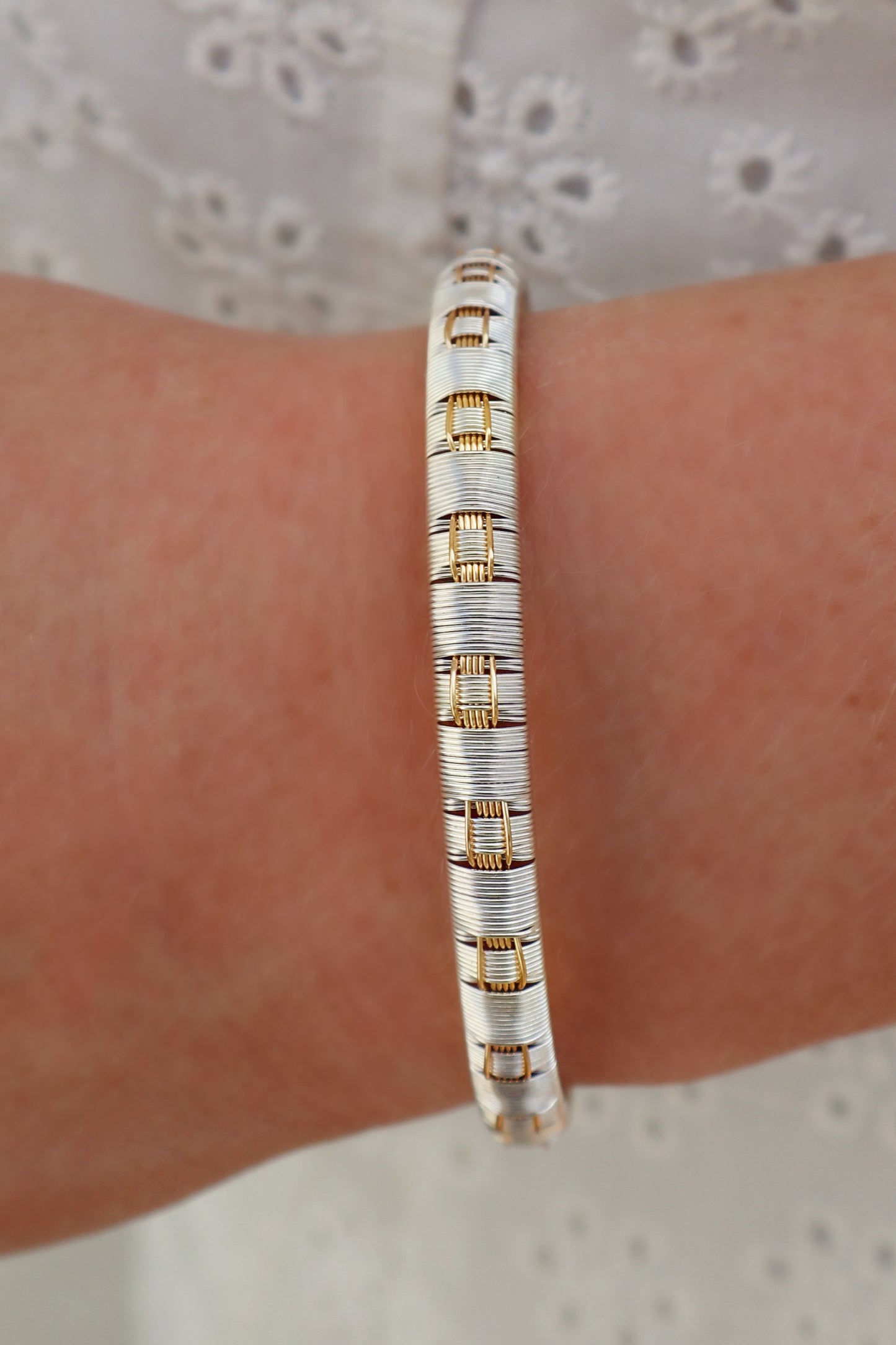 “Casa” Mixed Metals Bangle