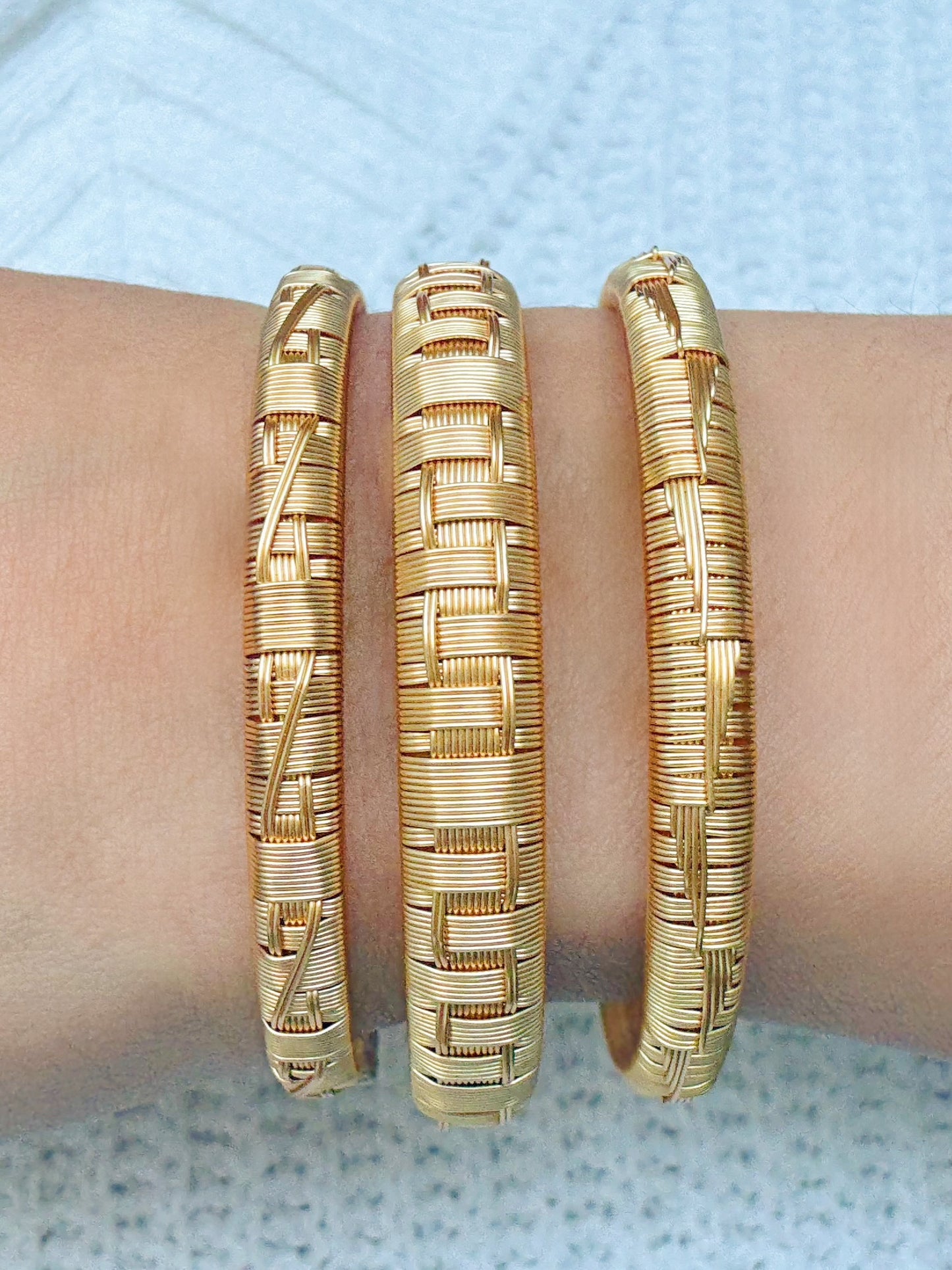 “Oro” Bangle Stack