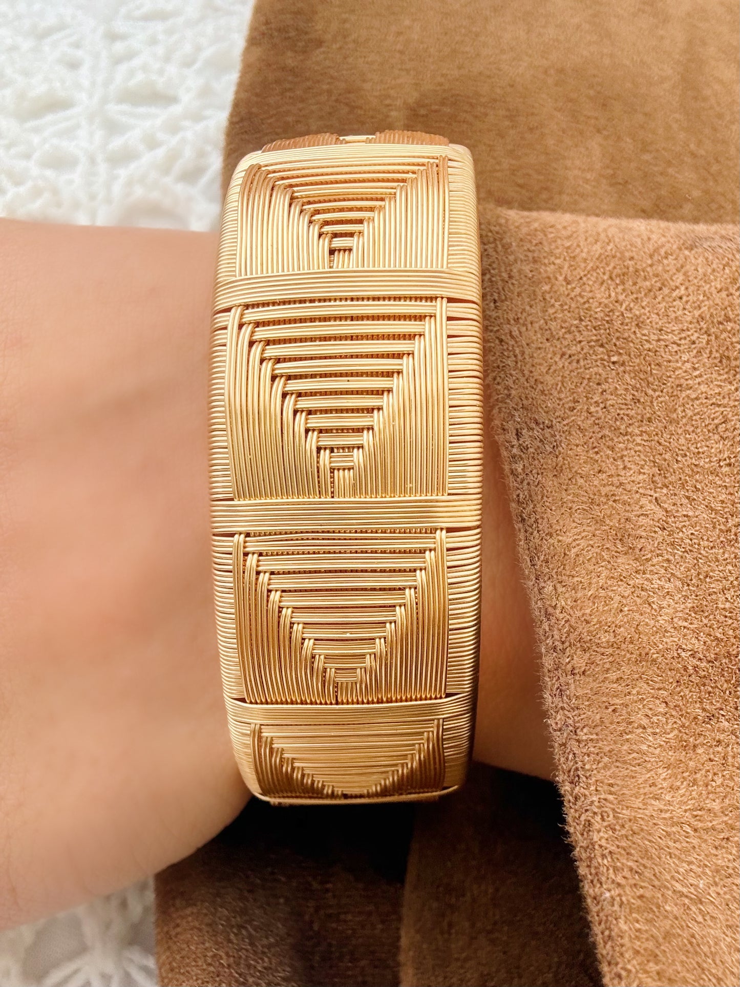 “Alma” Statement Bangle