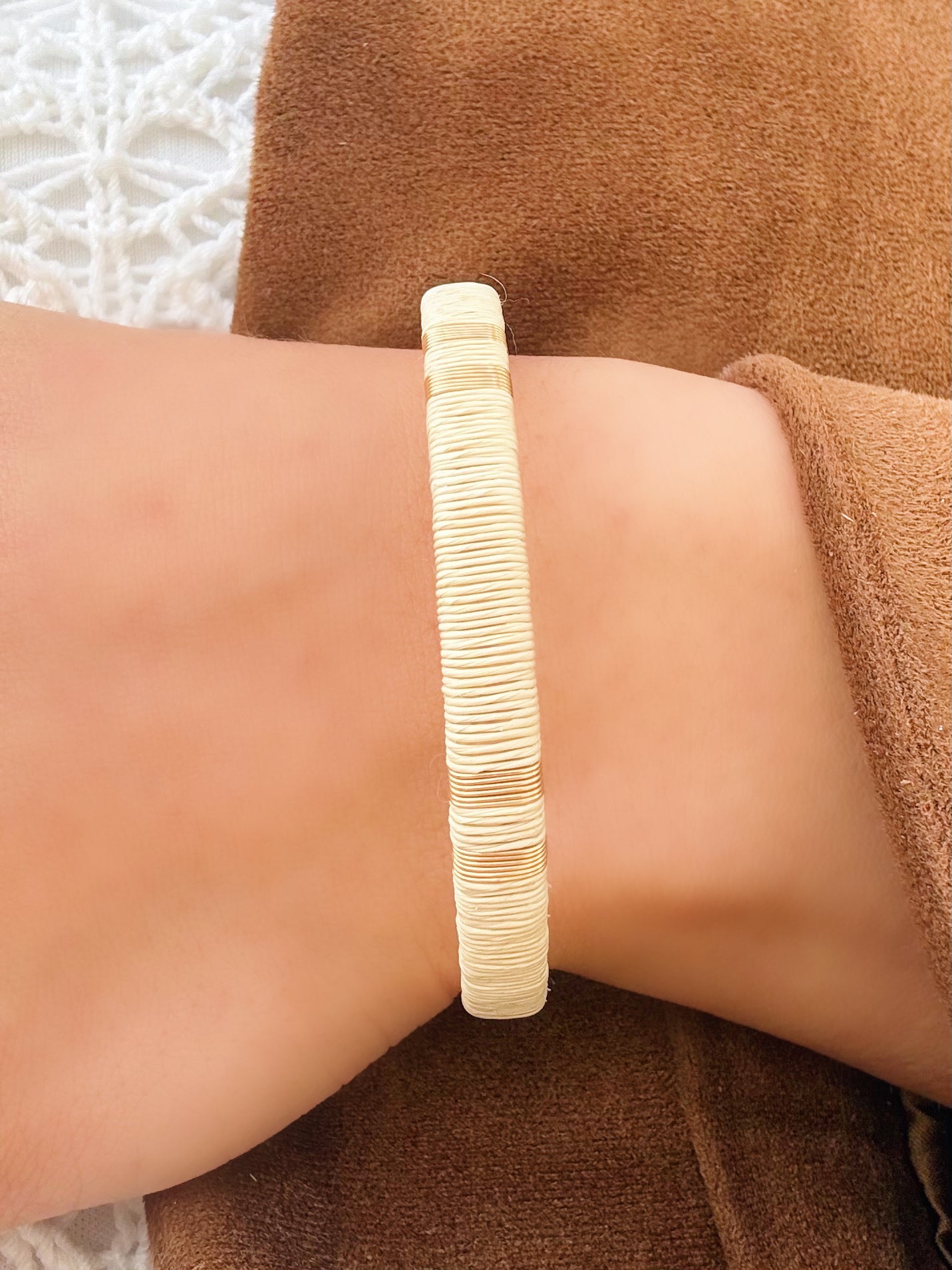 “Blanca” Delicate Bangle