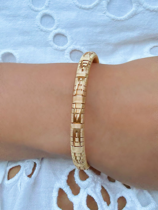 “Espina” Delicate Bangle
