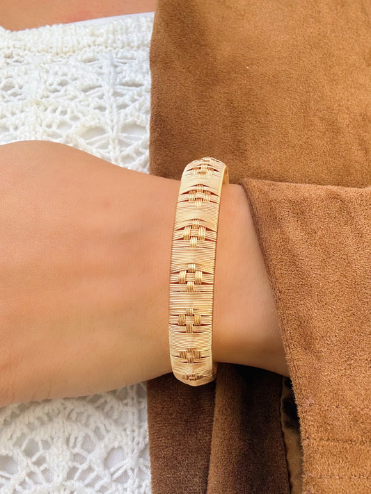 “Paz” Signature Bangle