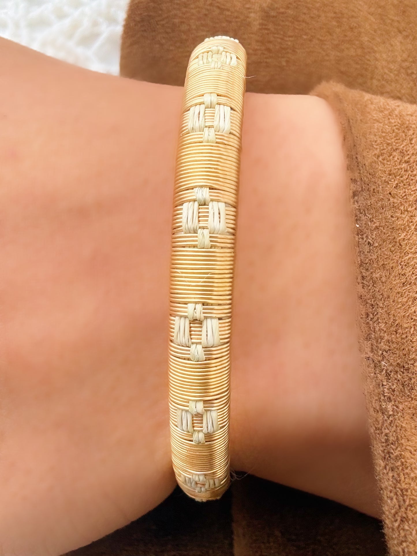 “Gloria” Delicate Bangle