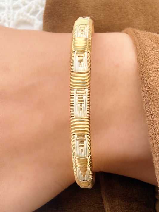 “Bella” Delicate Bangle